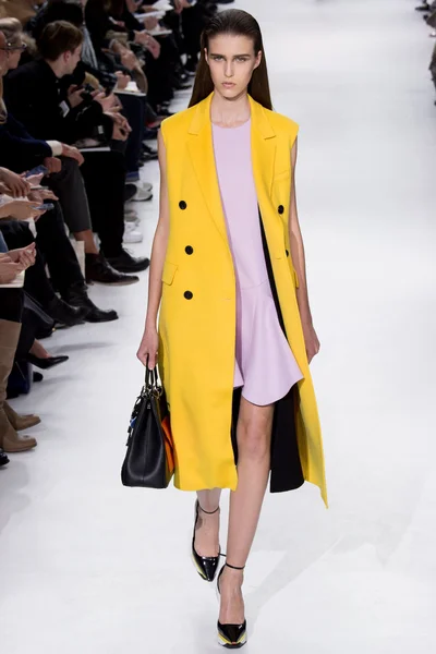 Look 45